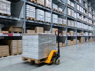 如何选择专业的全球中转仓服务商？